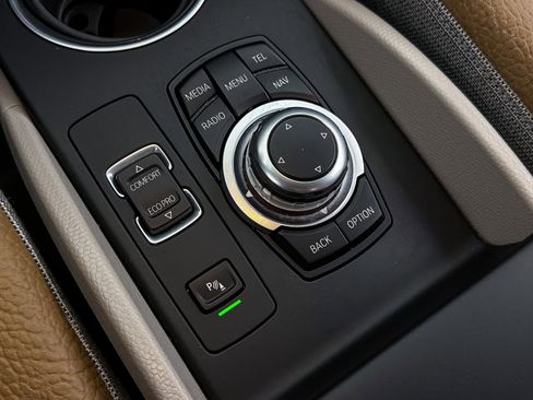 Used 2015 BMW i3 with Range Extender image 19
