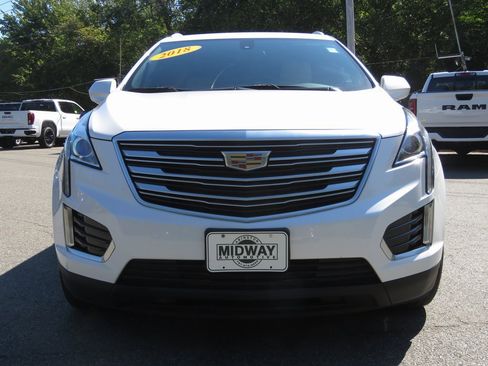 Used 2018 Cadillac XT5 AWD image 3