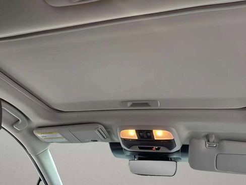 New 2025 Subaru Crosstrek 2.5i Limited w/ Popular Package #4A image 13