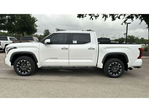 New 2026 Toyota Tundra Limited AWD/4WD image 38