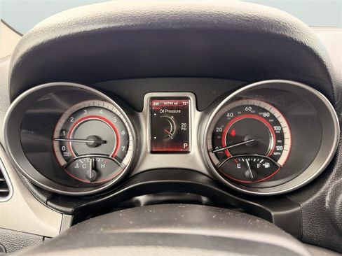 Used 2015 Dodge Journey Crossroad w/ Flexible Seating Group image 17