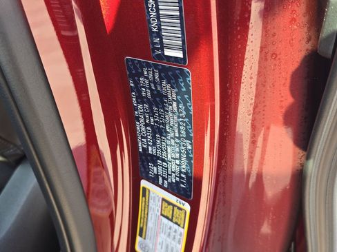 New 2026 Kia Carnival EX image 33