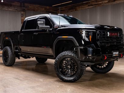 Used 2024 GMC Sierra 2500 AT4 w/ AT4 Premium Plus Package