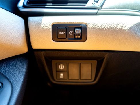 Used 2018 Honda Accord LX image 21