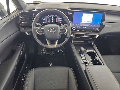 Used 2025 Lexus RX 350 Premium image 18