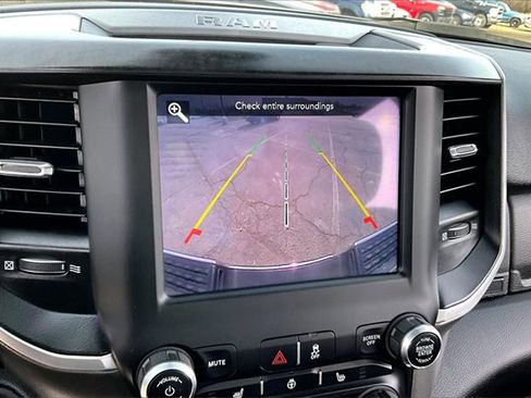 Used 2021 RAM 2500 Big Horn w/ Level 1 Equipment Group image 15