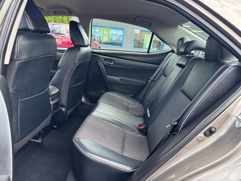 Used 2017 Toyota Corolla LE FWD image 11