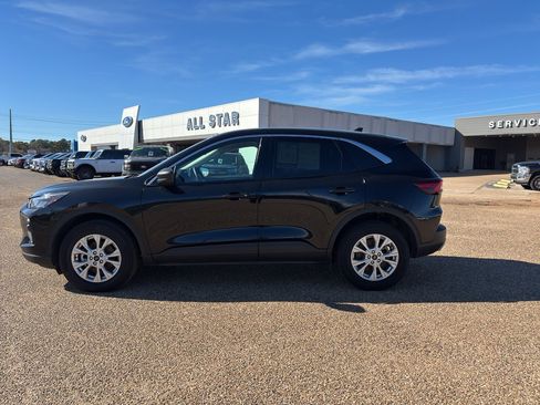 Used 2024 Ford Escape Active image 2