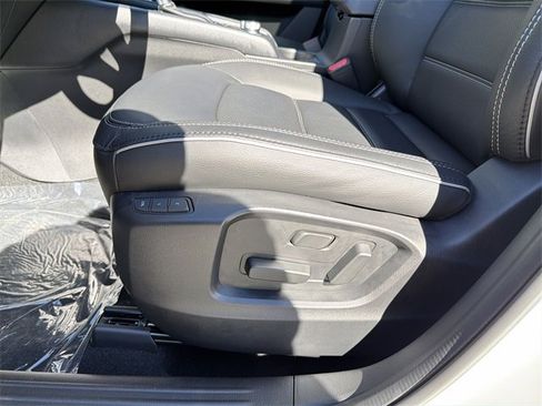 New 2025 MAZDA CX-5 AWD 2.5 S w/ Preferred Package image 12