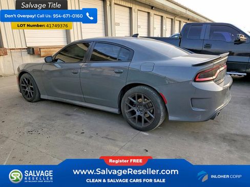Used 2018 Dodge Charger R/T image 3