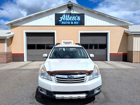 Used 2012 Subaru Outback 2.5i w/ Alloy Wheel Pkg image 2