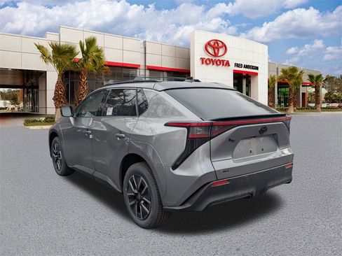 Used 2026 Toyota bZ image 7