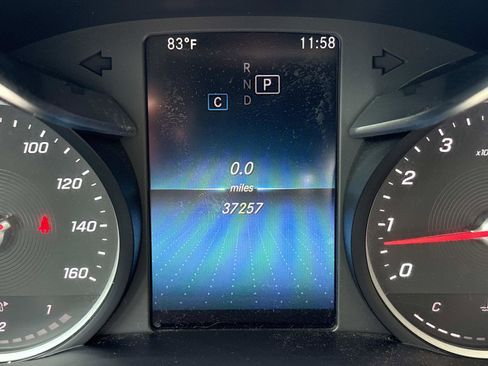 Used 2019 Mercedes-Benz C 300 Sedan image 21