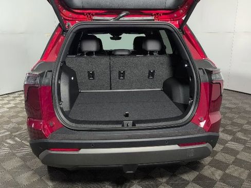 New 2026 Chevrolet Equinox LT w/ Convenience Package II image 6