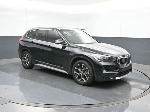 Used 2021 BMW X1 sDrive28i image 7