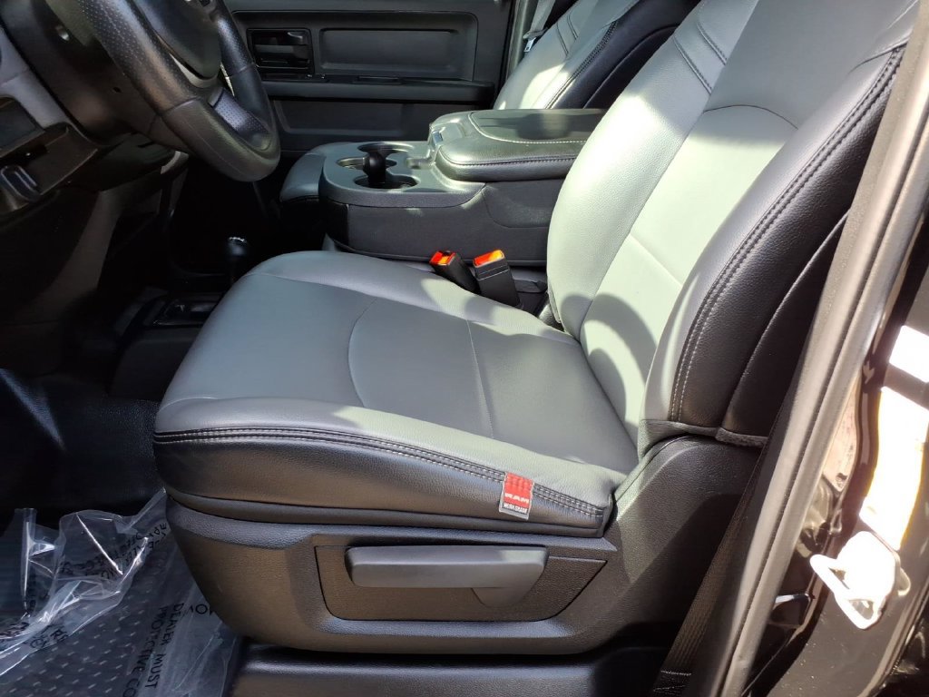 Used 2024 RAM 3500 Tradesman AWD/4WD image 14