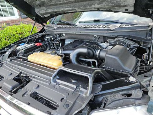 Used 2016 Ford F150 XLT w/ Equipment Group 301A Mid image 9