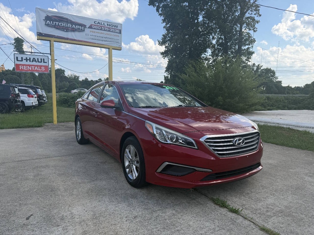 Used 2017 Hyundai Sonata SE FWD image 4
