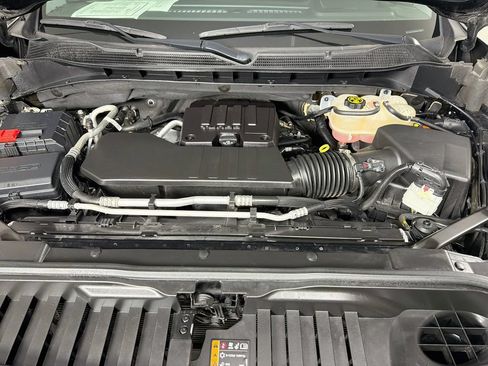 Used 2023 Chevrolet Silverado 1500 LT Trail Boss w/ Protection Package AWD/4WD image 30
