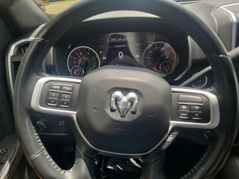Used 2022 RAM 2500 Big Horn w/ Night Edition AWD/4WD image 25
