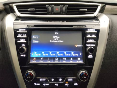 Used 2015 Nissan Murano Platinum w/ Platinum Technology Package AWD/4WD image 25