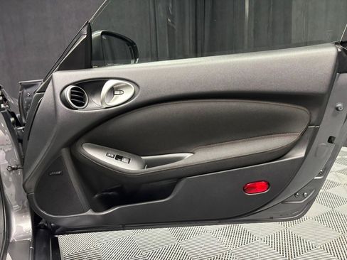 Used 2013 Nissan 370Z NISMO w/ Bose Pkg image 25
