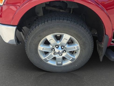 Used 2014 Ford F150 Lariat w/ Lariat Chrome Package AWD/4WD image 4