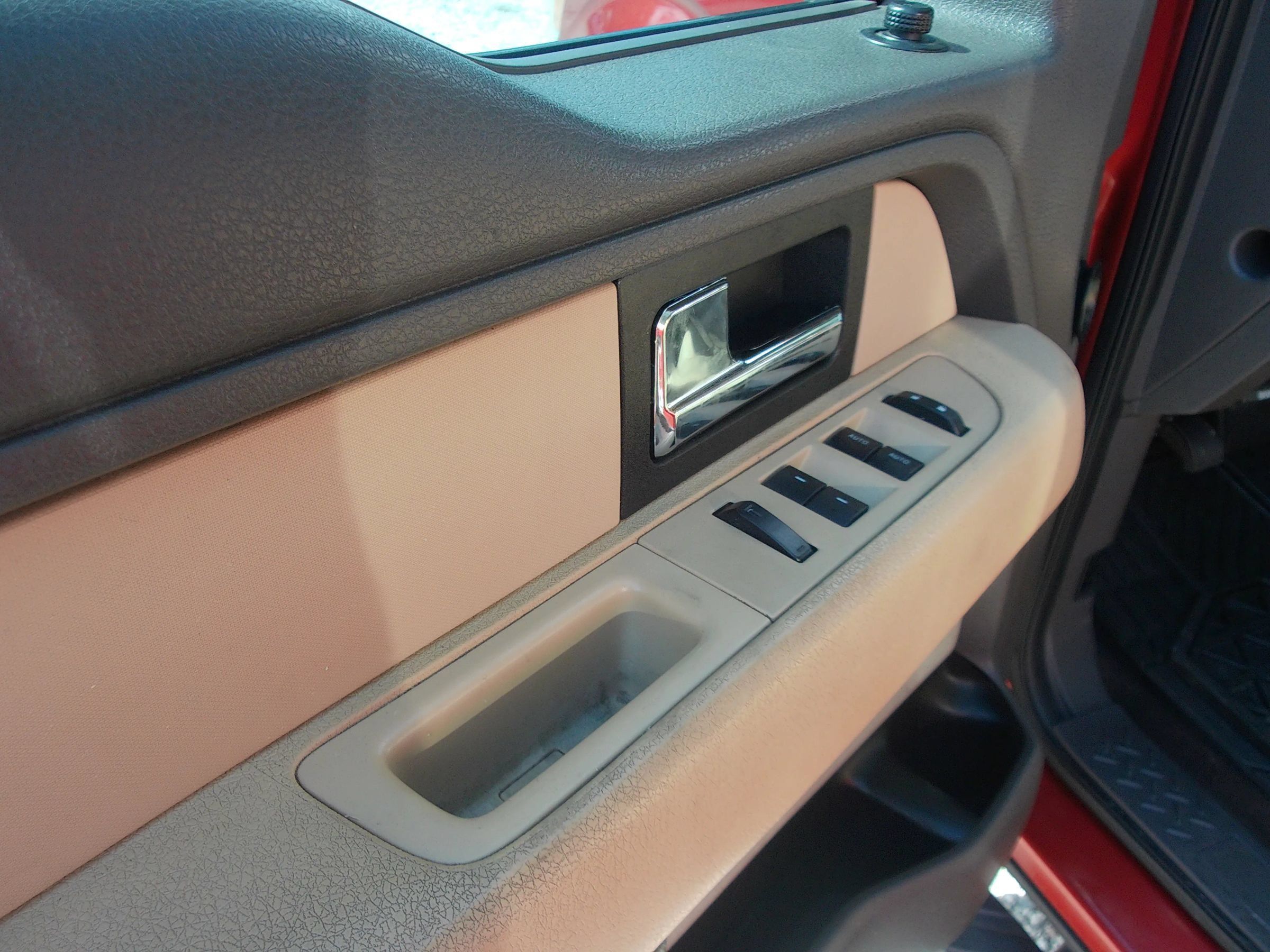 Used 2014 Ford F150 XLT w/ Equipment Group 302A Luxury RWD image 11