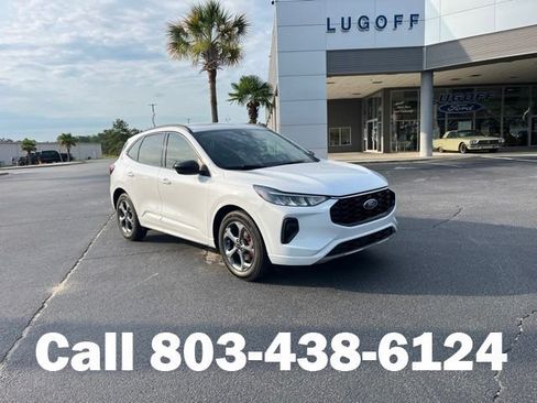 Used 2023 Ford Escape ST-Line w/ Tech Pack #1 FWD image 1