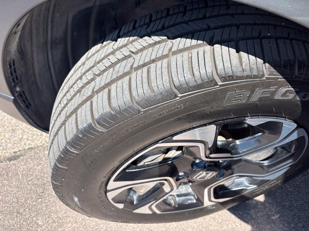 Used 2018 Honda CR-V Touring image 10