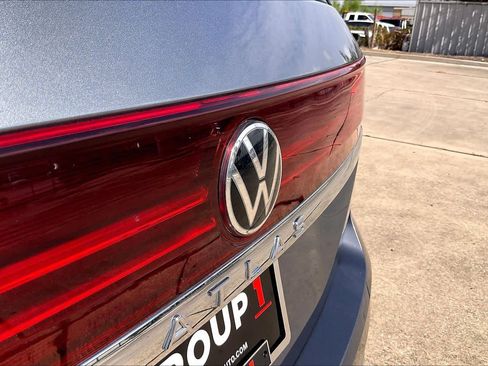 Used 2025 Volkswagen Atlas SE FWD image 56
