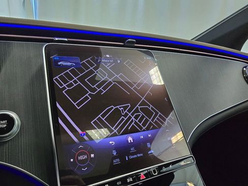 New 2025 Mercedes-Benz EQE 350+ 4MATIC Sedan image 25