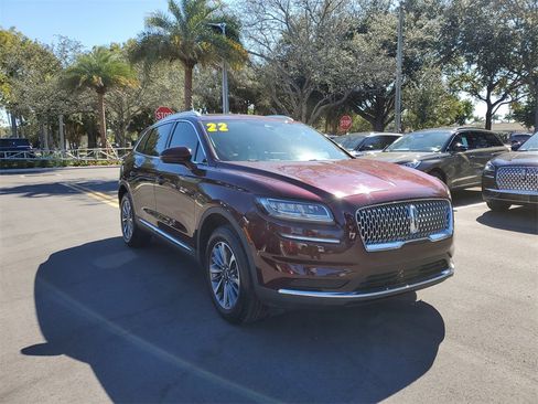 Certified 2022 Lincoln Nautilus FWD w/ Premium Package image 30