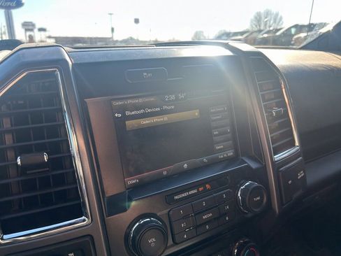 Used 2015 Ford F150 XLT w/ Equipment Group 302A Luxury image 20