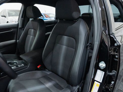 Used 2024 Honda Civic Sport image 15