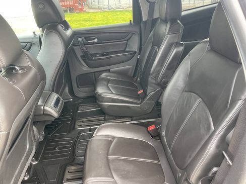 Used 2016 Chevrolet Traverse LT AWD/4WD image 10