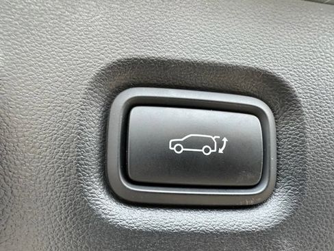 Used 2024 Hyundai Ioniq 5 SEL AWD/4WD image 10