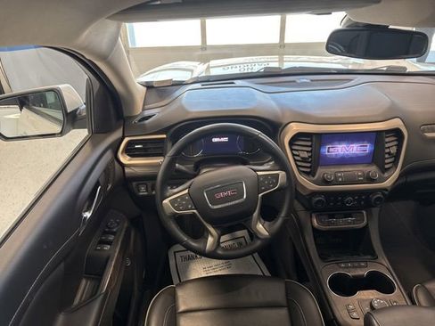 Used 2023 GMC Acadia Denali AWD/4WD image 22