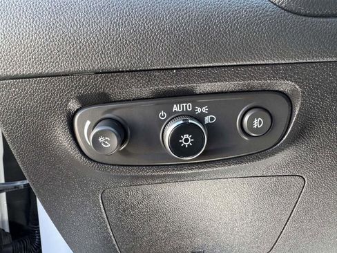 Used 2023 Buick Encore GX Preferred w/ Cold Weather Comfort Package image 21