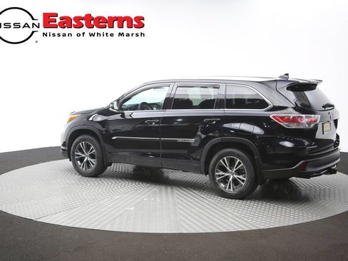 Used 2016 Toyota Highlander XLE AWD/4WD image 60