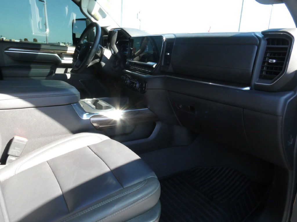 Certified 2025 Chevrolet Silverado 2500 LT w/ Trail Boss Package AWD/4WD image 15