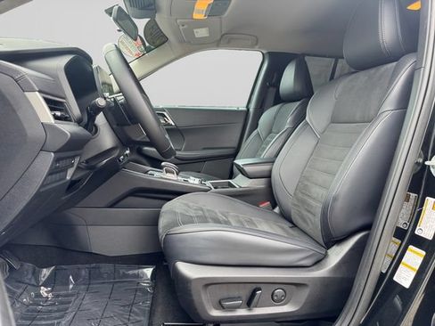 Used 2024 Mitsubishi Outlander SE Black Edition FWD image 10