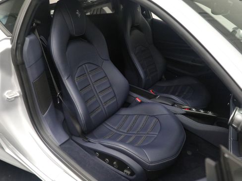 Certified 2022 Ferrari F8 Tributo image 19