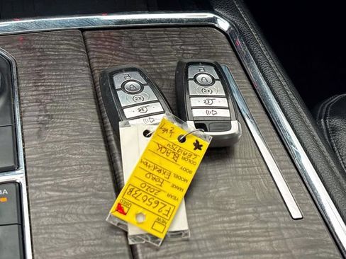 Used 2020 Ford Expedition Limited AWD/4WD image 27