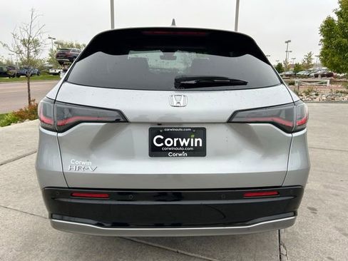 Used 2024 Honda HR-V EX-L image 7
