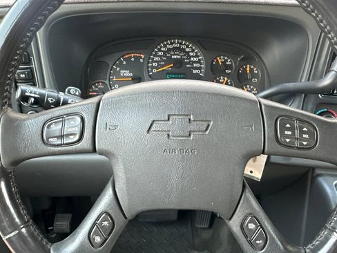 Used 2003 Chevrolet Silverado 2500 LT w/ Skid Plate Package AWD/4WD image 20