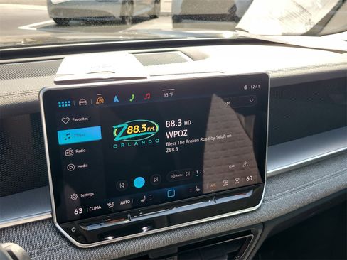 Used 2025 Volkswagen Tiguan S image 22