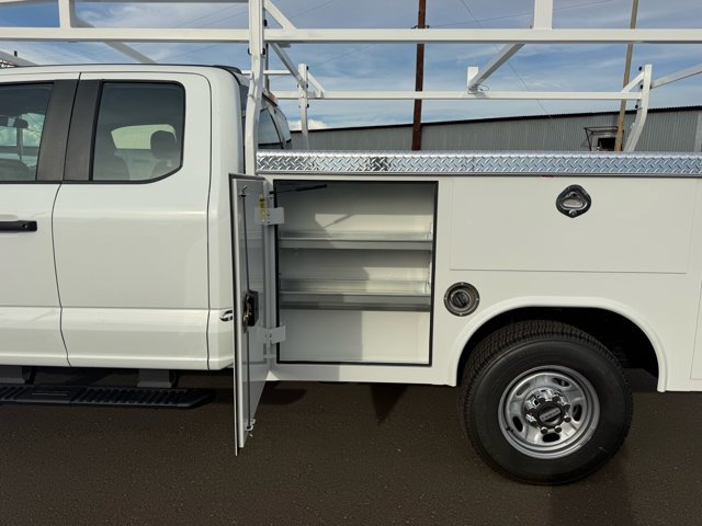 New 2027 Ford F250 XL w/ XL Chrome Package AWD/4WD image 12