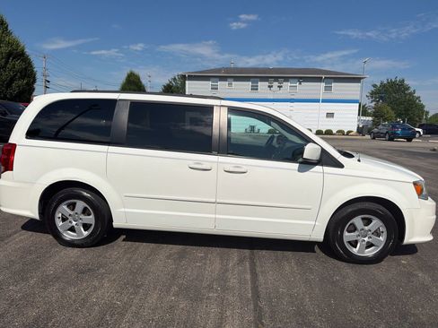 Used 2011 Dodge Grand Caravan Mainstreet w/ PWR Convenience Group FWD image 6