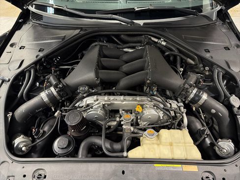 Used 2012 Nissan GT-R Premium image 27